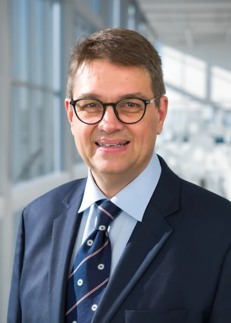 Dr. Pedro Rosa-Neto